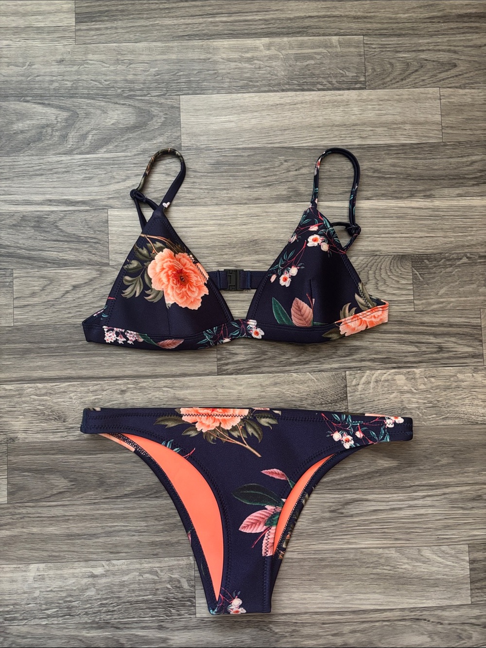 NWOT Triangl Deliah Set